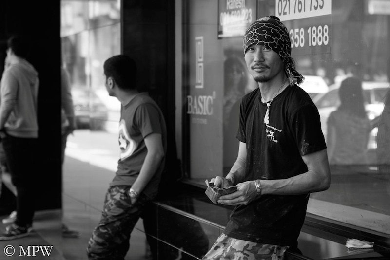 Auckland City street photo, Queent St, black and white